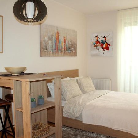 Downtown Apartment 诺威萨 外观 照片